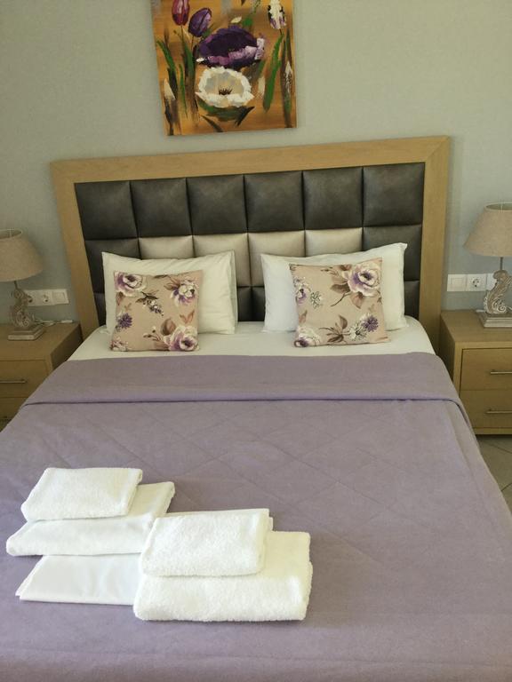 Rita'S Place Hotel Иос Экстерьер фото